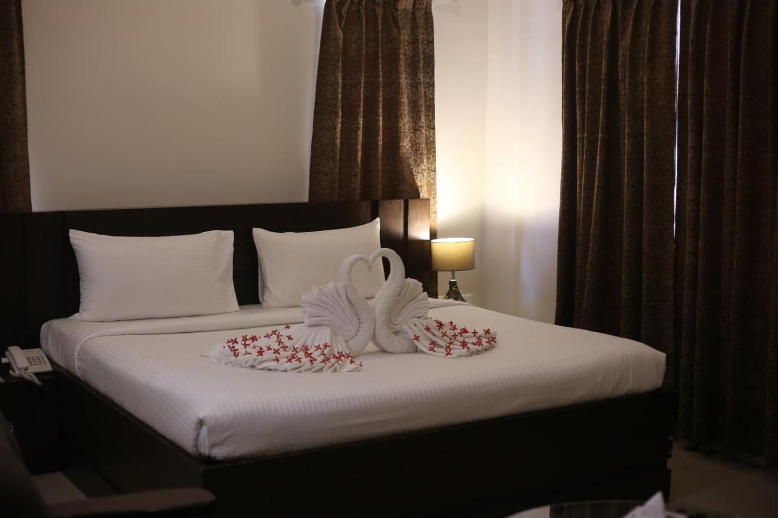 Aroma Ayur Heritage Mattanur Ngoại thất bức ảnh